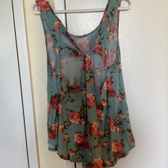 Floral Flowy Bohemian Tank - Picture 2 of 3